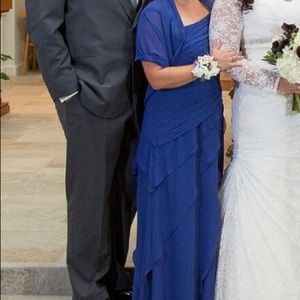 STUNNING mother of the bride sapphire dress